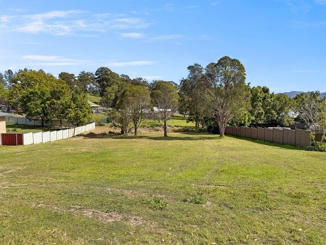 17 Mackenzie Street, NSW 2423