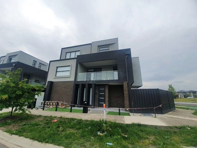 2/69 Dawnview Crescent, VIC 3064