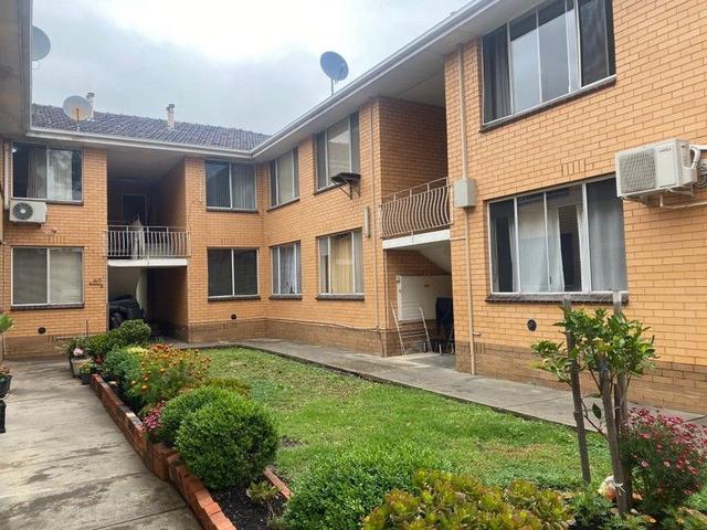 8/18-20 Marsden Crescent, VIC 3021