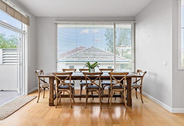8/3 Bundalohn Court, VIC 3182