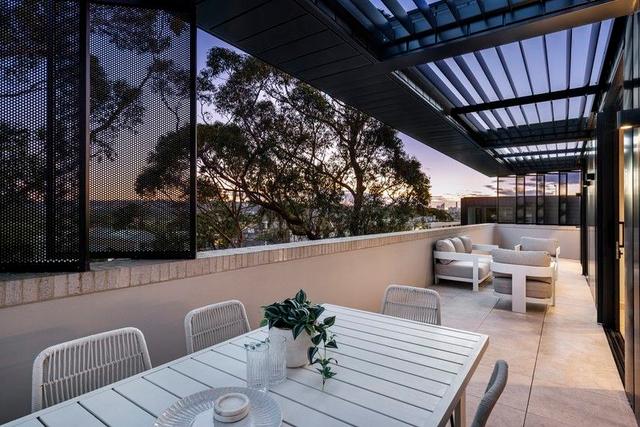 B304/575 Old South Head Road, NSW 2029
