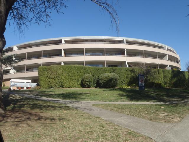 D5/2 Currie Crescent, ACT 2603