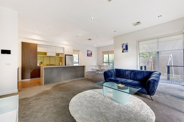 17 Varcity Walk, VIC 3083