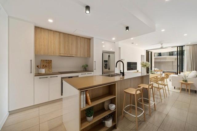 20204/96 Memorial Avenue, QLD 4558