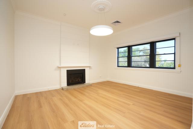 36 The Circle, NSW 2680
