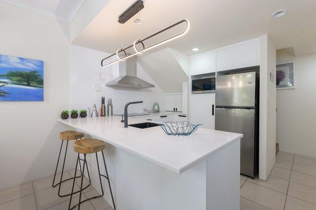 2/119 Davidson Street (Tropical Nites), QLD 4877