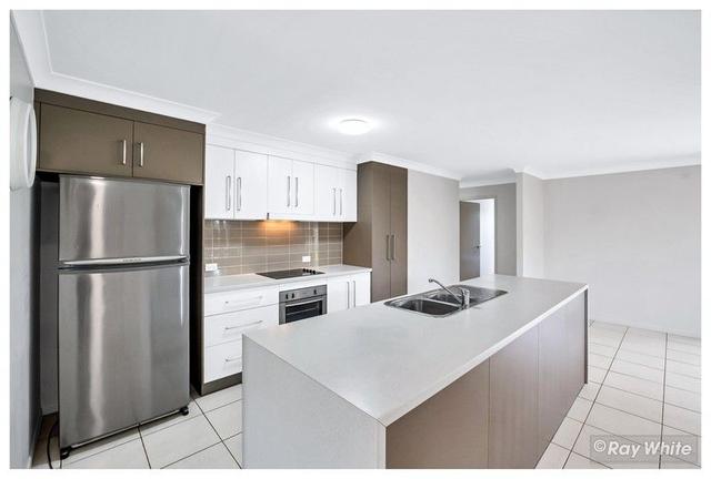10 Tippett Crescent, QLD 4702
