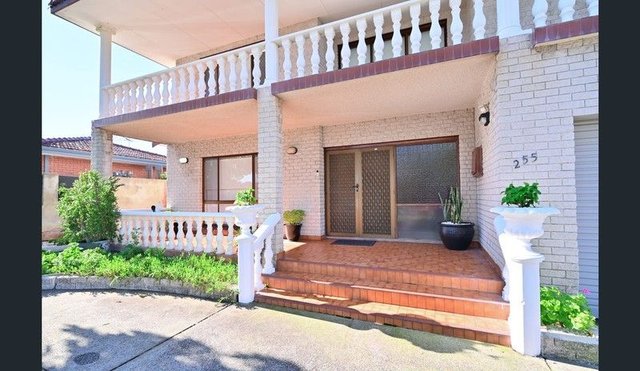 255 Morley Drive, WA 6059