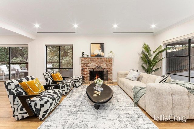 33 Velma Grove, VIC 3135