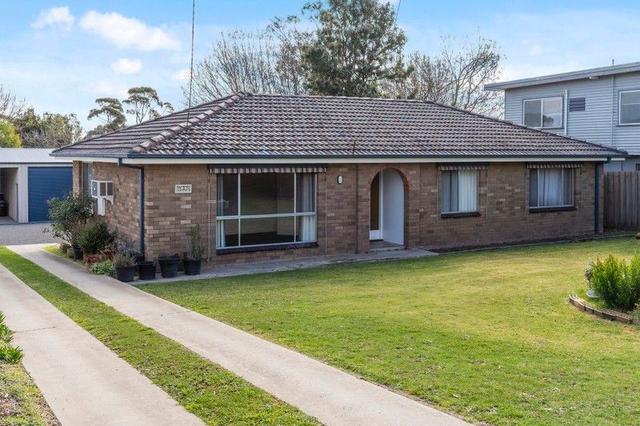 15 Barton Street, VIC 3444