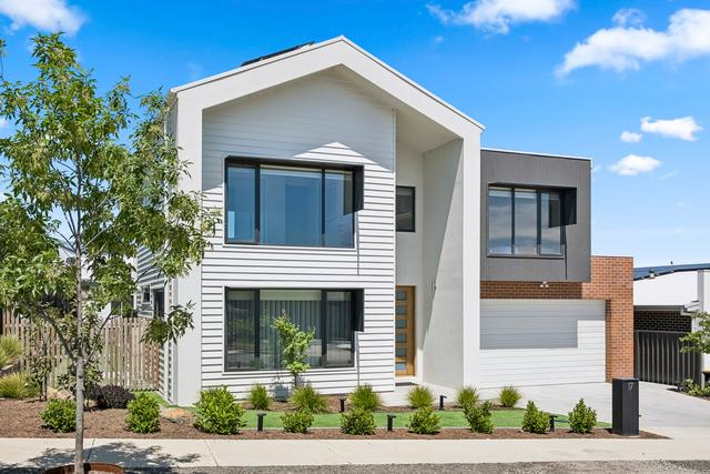 17 Arkwookerum Street, ACT 2611