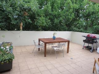 Rear courtyard (2015-03-18)
