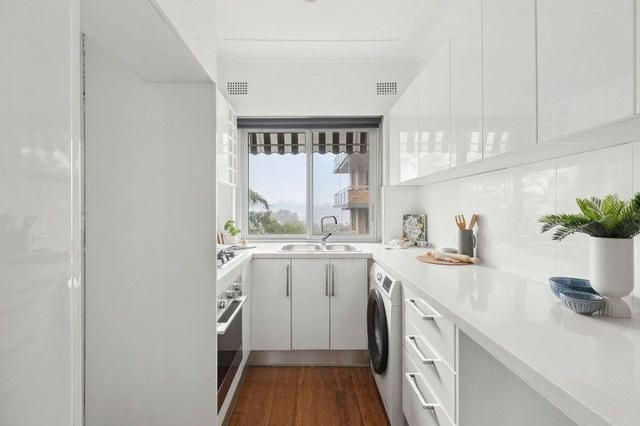 8/17a Rickard Street, NSW 2093