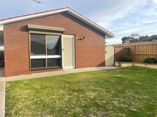 4/3 Coulson Place, VIC 3214