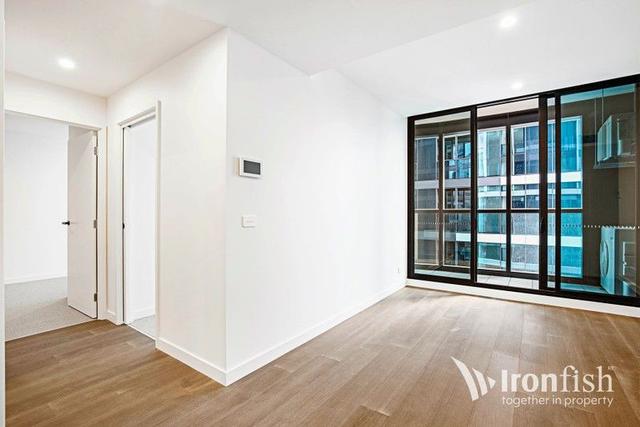 1409/105 Batman Street, VIC 3003