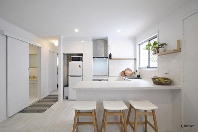 2/26 Third Avenue, QLD 4221
