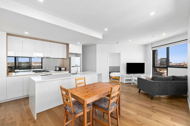 1002/18 Malone Street, VIC 3220