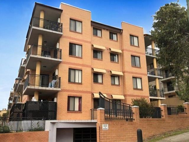 19/4-6 Clifton Street, NSW 2148