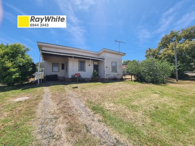139 Hanley Street, NSW 2722
