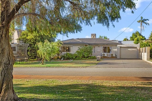 14 Pomfret Road, WA 6163