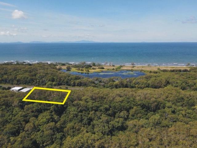 25/null Cassady's Beach Road, QLD 4850
