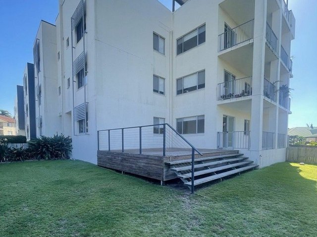 102/19 Sylvan Beach Esplanade, QLD 4507