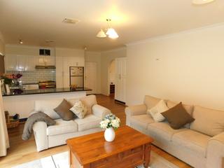 Family Room (2017-07-04)