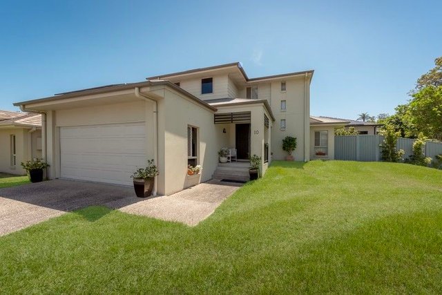 10 Waterclover Drive, QLD 4209