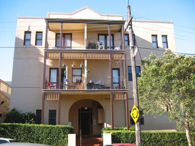 1/12-14 Brown Street, NSW 2042
