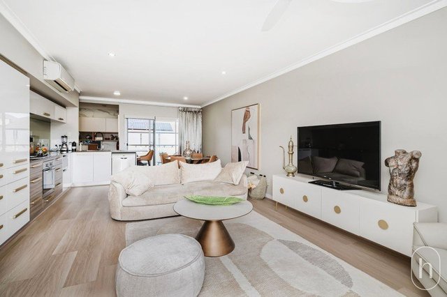 4/458 Charles Street, WA 6006