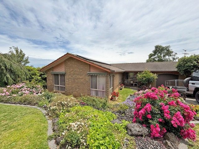 3 Willow Crescent, VIC 3820