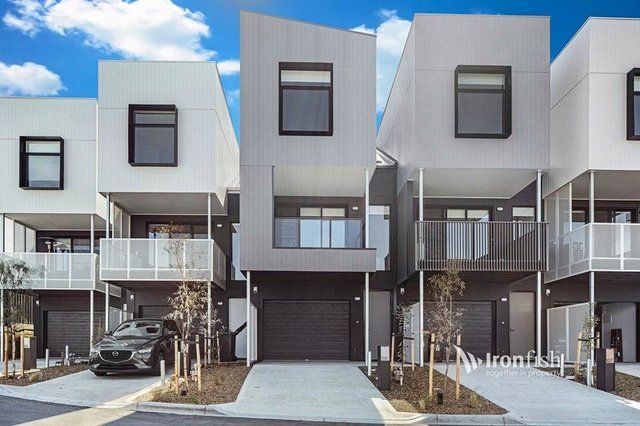 105 Woodswallow Entrance, VIC 3020