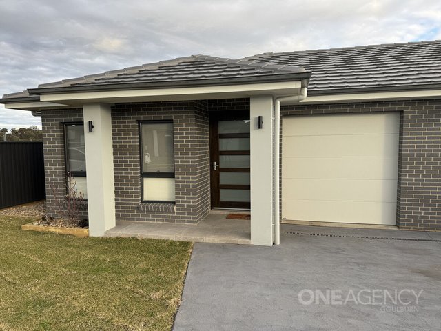 2/20 Briggs Street, NSW 2580