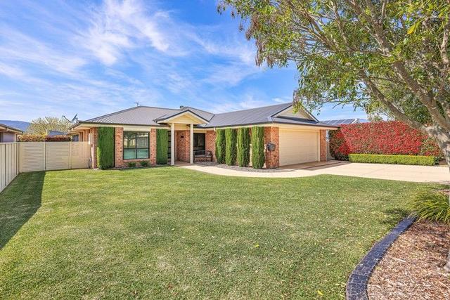 74 Abercairney Terrace, NSW 2336