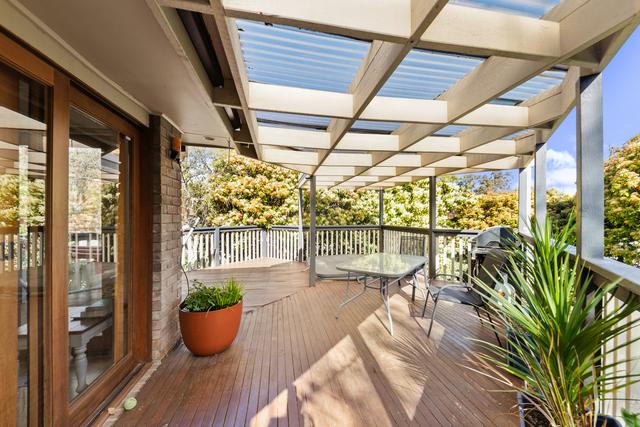 8 Saville Close, ACT 2615