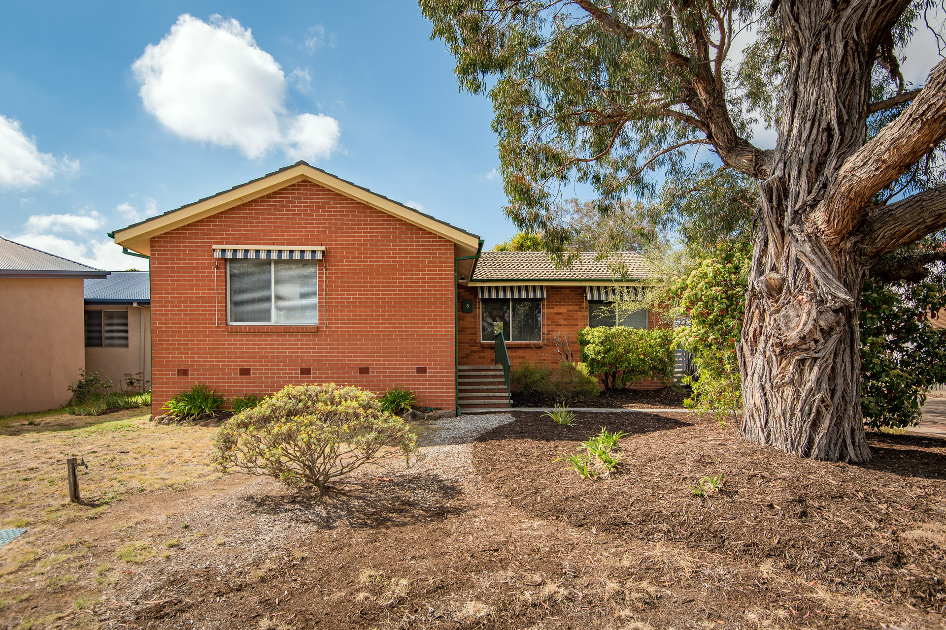 8 Pollock Street, Chifley ACT 2606 Allhomes