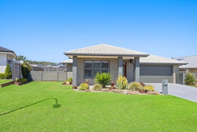 35 Meares Circuit, NSW 2444