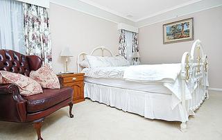 Bedroom (2005-08-04)