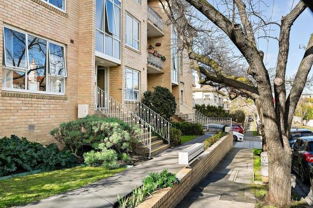 8/402 Toorak Road, VIC 3142