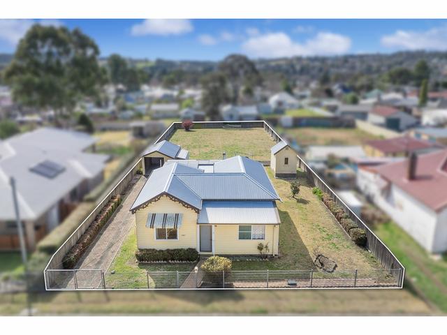 285 Rusden Street, NSW 2350