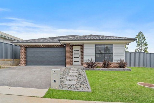 15 Shephard Street, NSW 2571