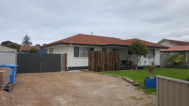4 Queen St, WA 6450