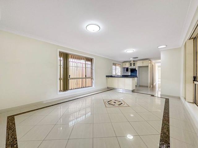 1/81A Campbell Street, NSW 2165