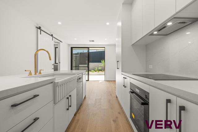 11/2 Jackonia Street, ACT 2611