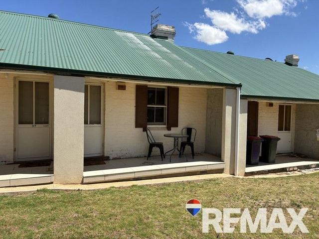 35 George Street, NSW 2663