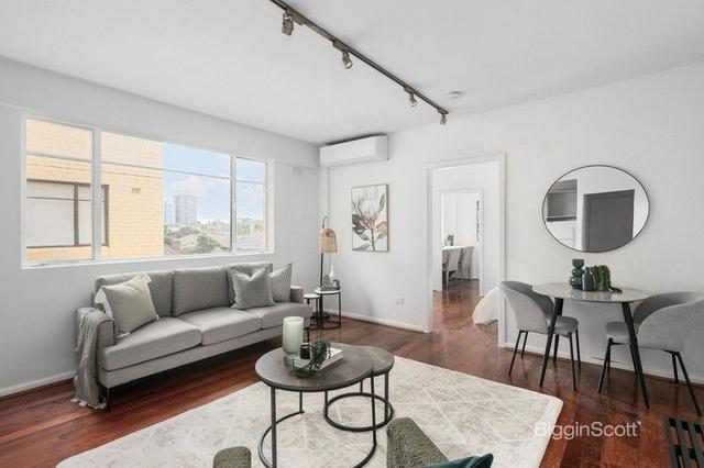 48/16a Chapel Street, VIC 3182