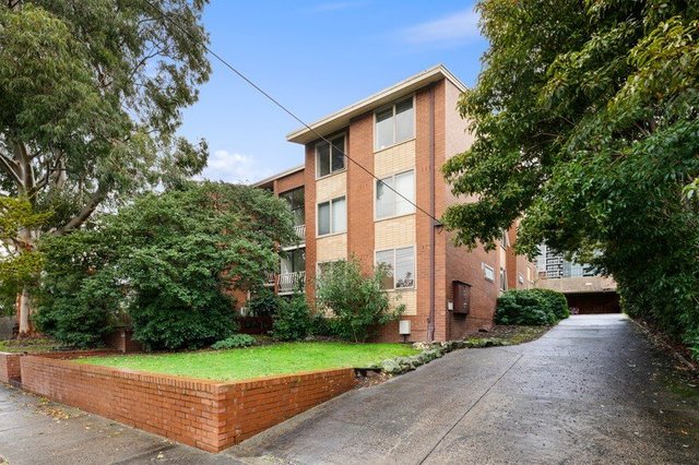 4/10 Howard Street, VIC 3128