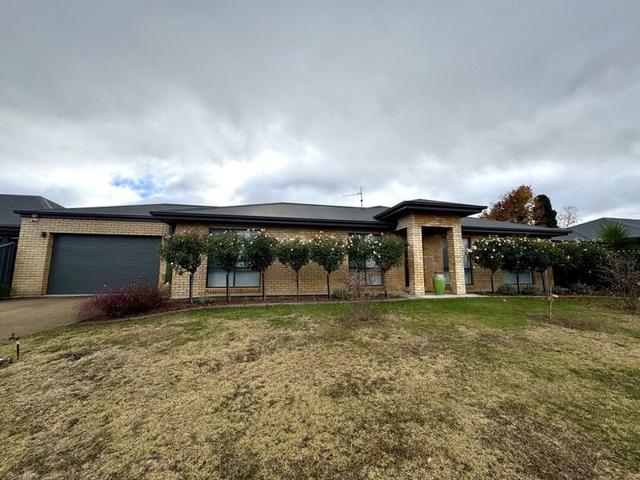 14 Manser  Rise, VIC 3714