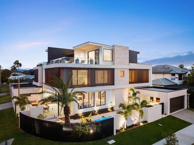 64a T E Peters Drive, QLD 4218