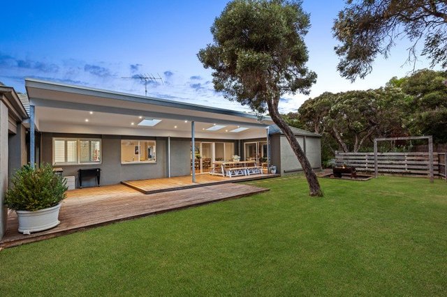 10-11 Warrenbeen Court, VIC 3227